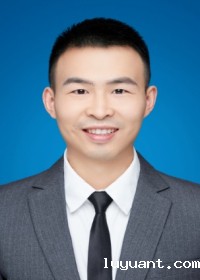周哲 博士